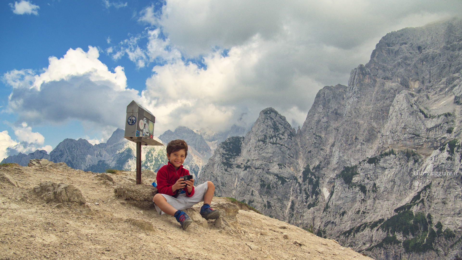 La vetta Vrsic a 10 minuti dal rifugio La vetta Vrsic a 10 minuti dal rifugio
