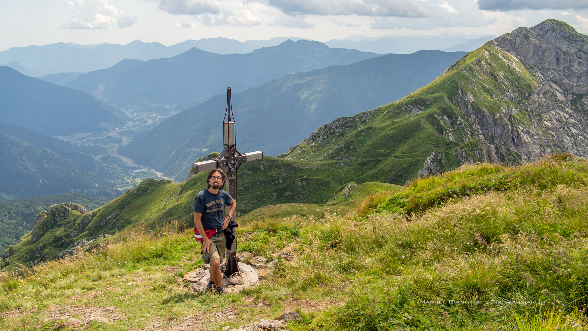 Sulla Corce di vetta a 2.193m Sulla Corce di vetta a 2.193m