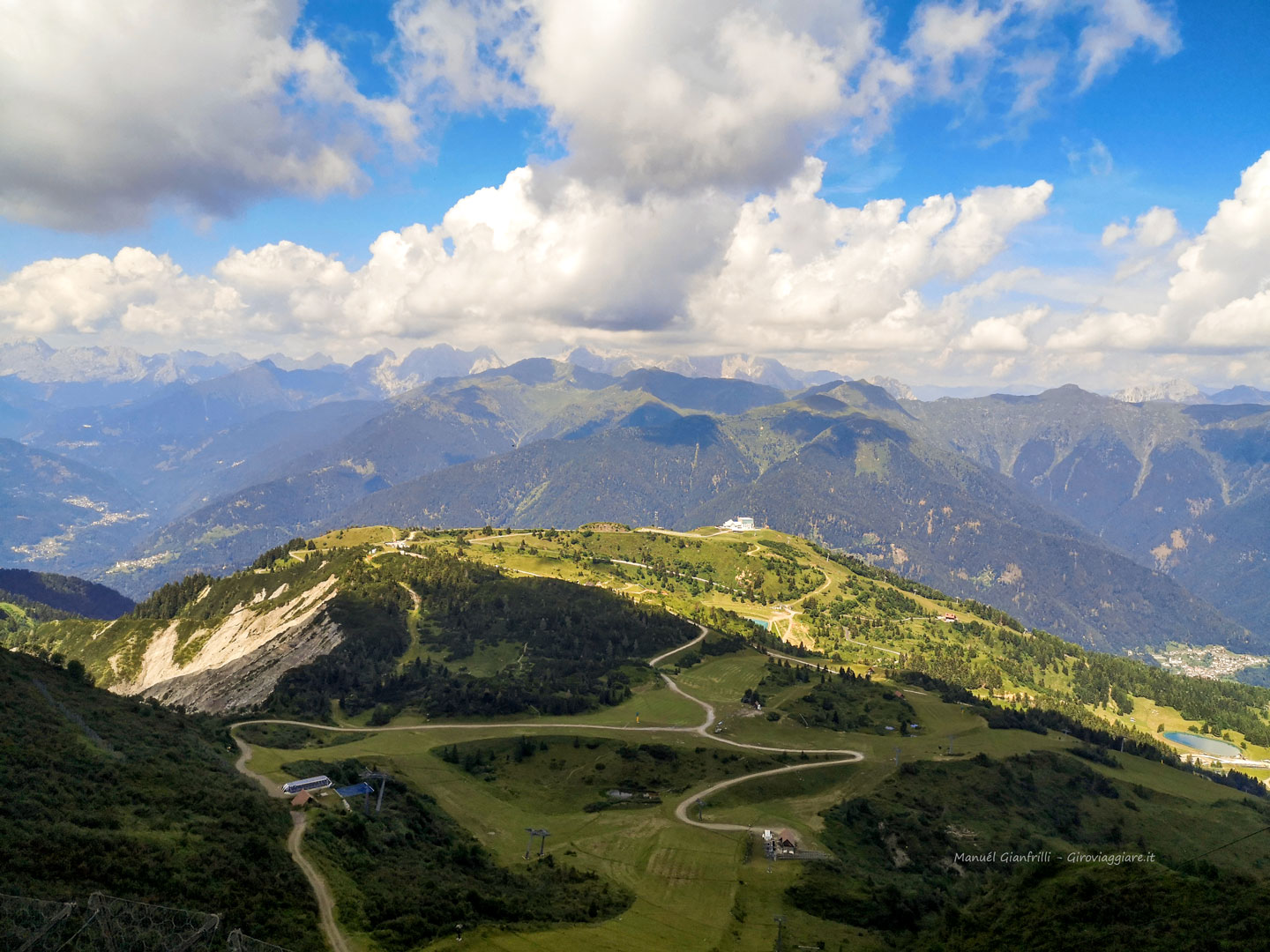 Lo zoncolan visto dalla cima tamai Lo zoncolan visto dalla cima tamai