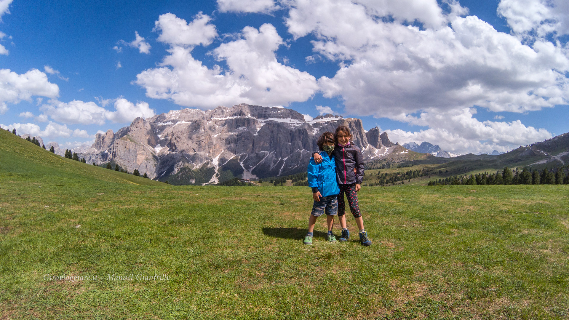 Il panorama dal Rifugio Comici Il panorama dal Rifugio Comici