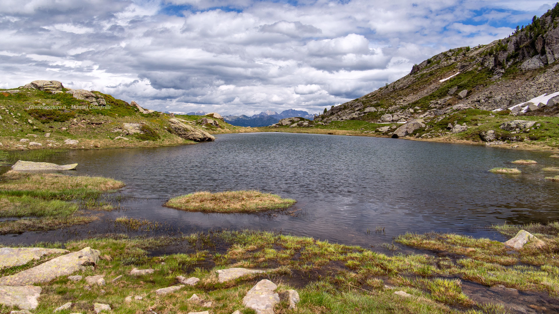 Lago di Bombasel inferiore Lago di Bombasel inferiore