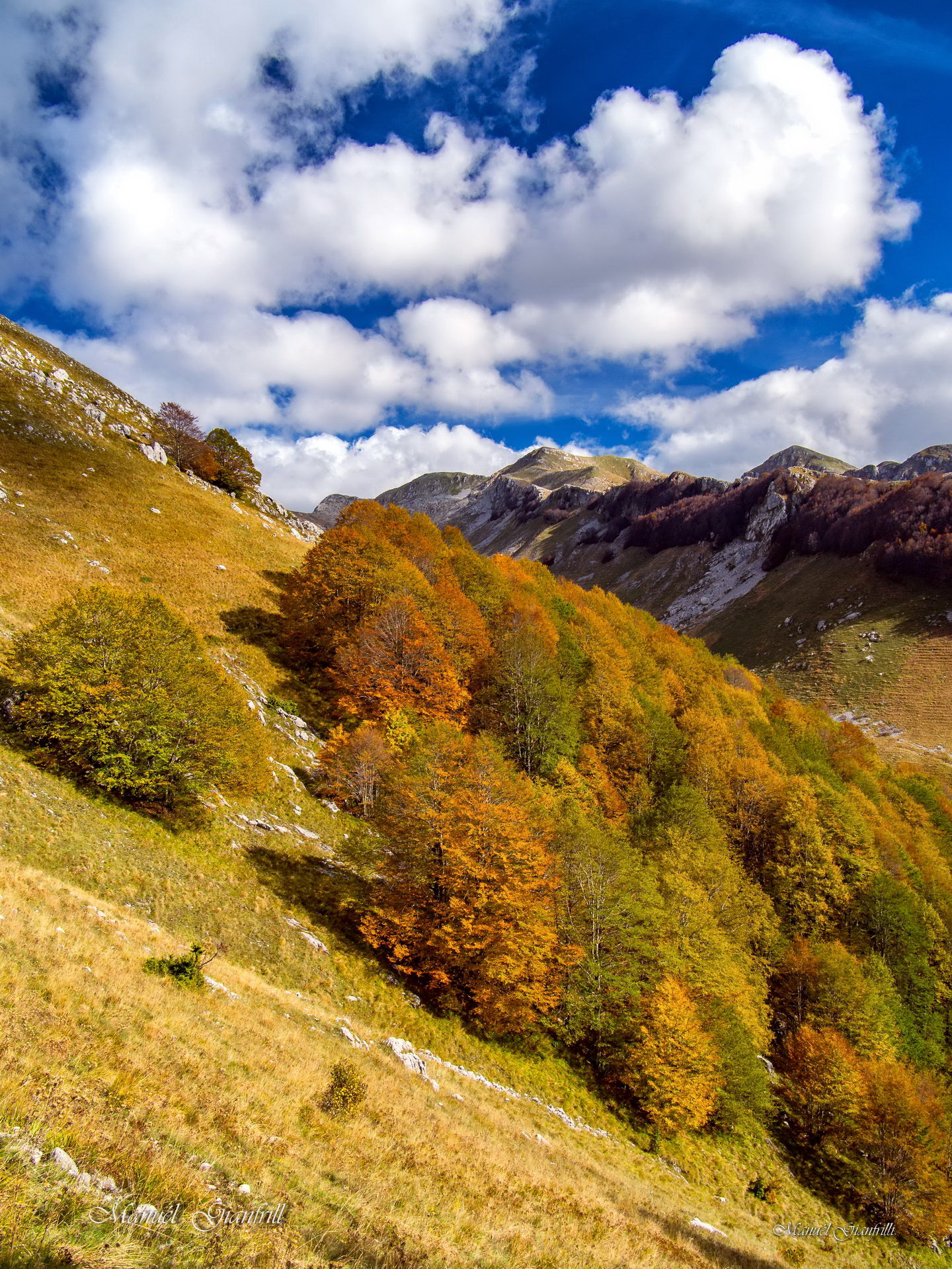 La valle Inguagnera con i colori autunnali autunno