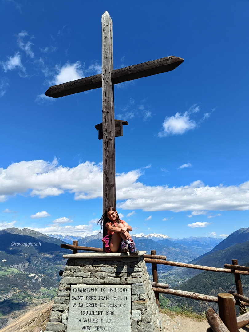 La croce, punto di arrivo dell'escursione La croce, punto di arrivo dell'escursione