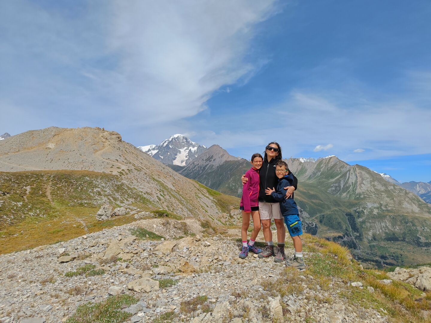 Il monte Touriasse sullo sfondo. Il monte Touriasse sullo sfondo.