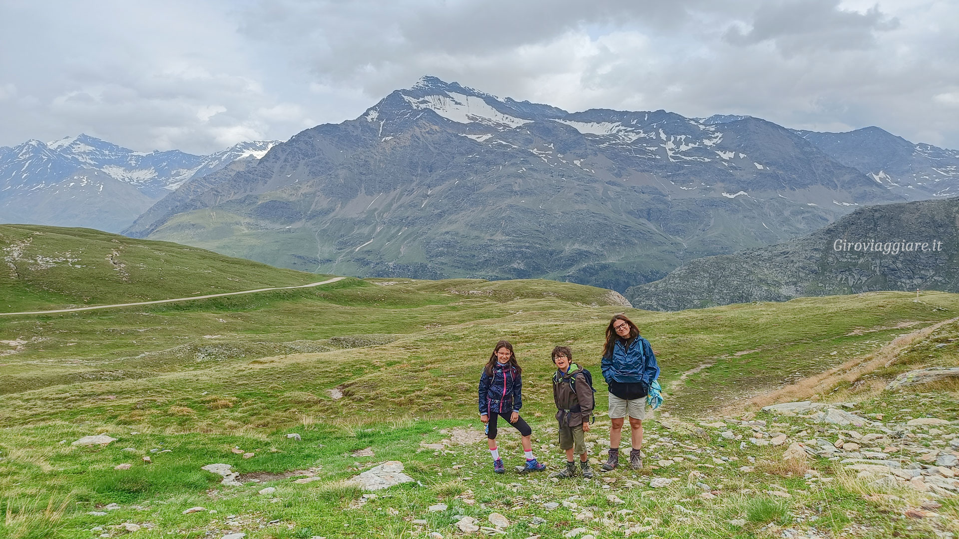 Sotto al rifugio si gode di questo panorama Sotto al rifugio si gode di questo panorama