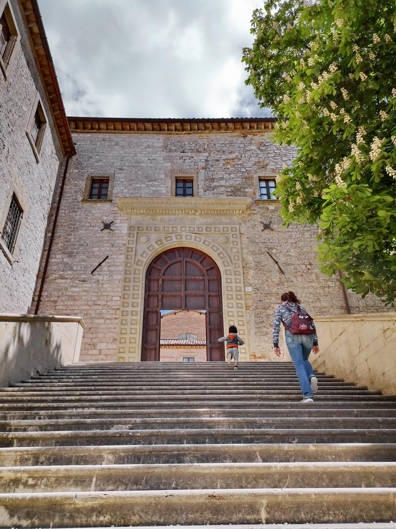 Ingresso alla Basilica di Sant'Ubaldo IMG 20180430 132158