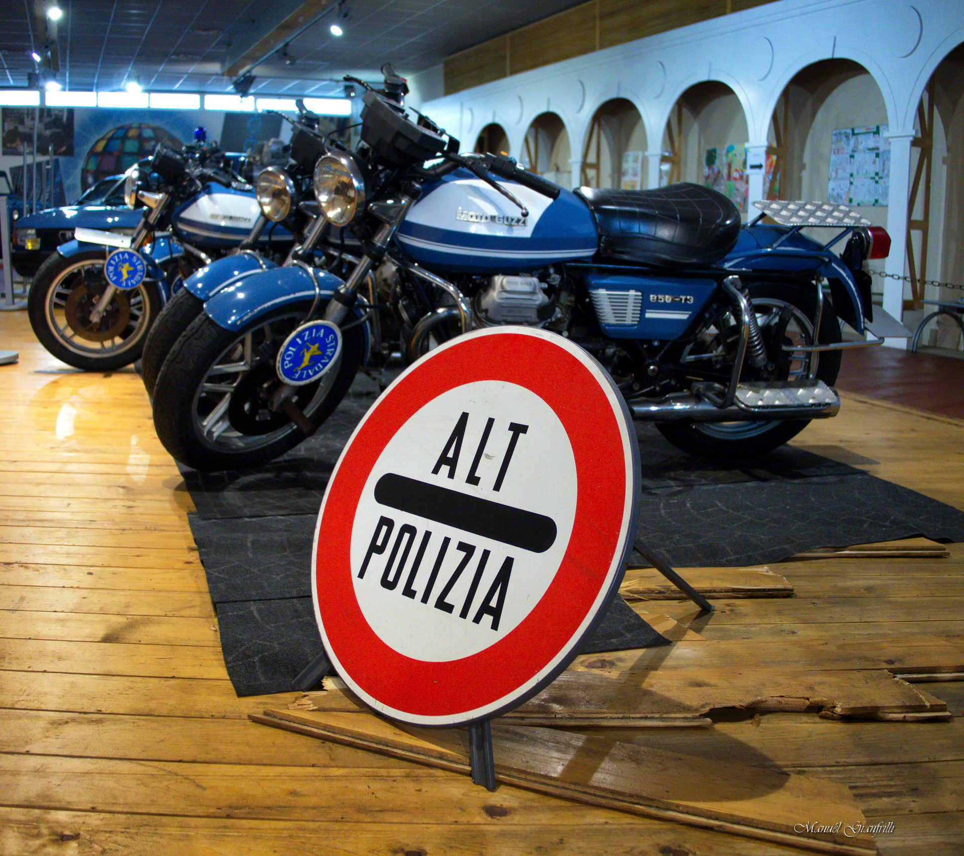 Moto Guzzi 850 museo auto12